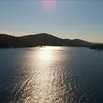 Glamping Glamping Festa Kornati Pristanisce