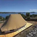 Glamping Festa Kornati Glamping Pristanisce