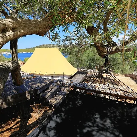 Glamping Festa Kornati * Pristanisce