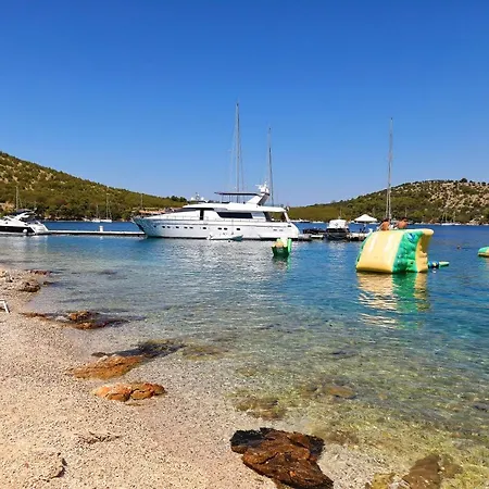 Luxury tent Glamping Festa Kornati