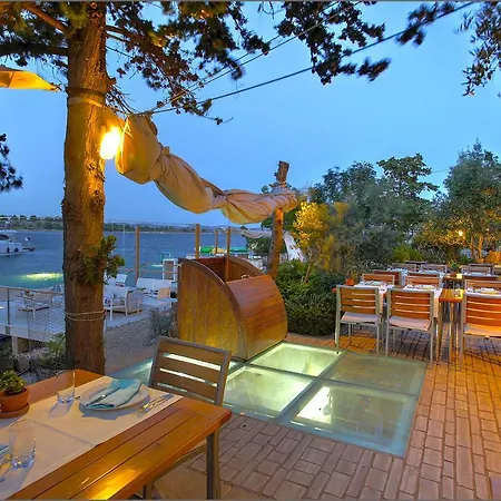 Luxusní stan Glamping Festa Kornati