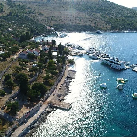 Glamping Festa Kornati Pristanisce