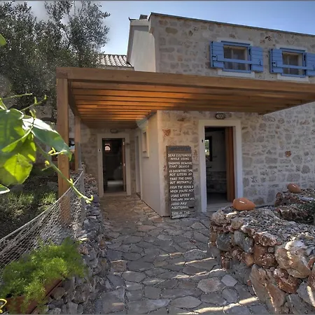 Glamping Festa Kornati Luxury tent Pristanisce