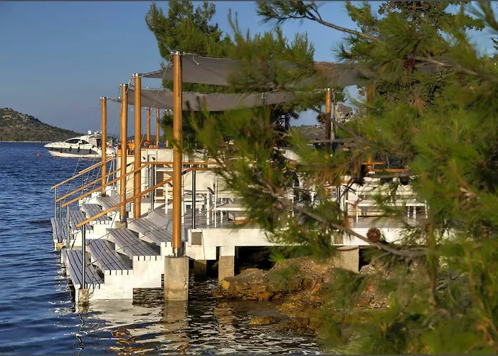 خيمة فخمة Glamping Festa Kornati Pristanisce